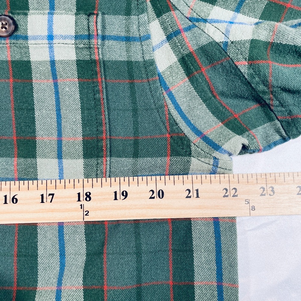 Duluth Trading Mens Green Plaid Long Sleeve Flannel Gorpcore Shirt Size Medium - Picture 6 of 7